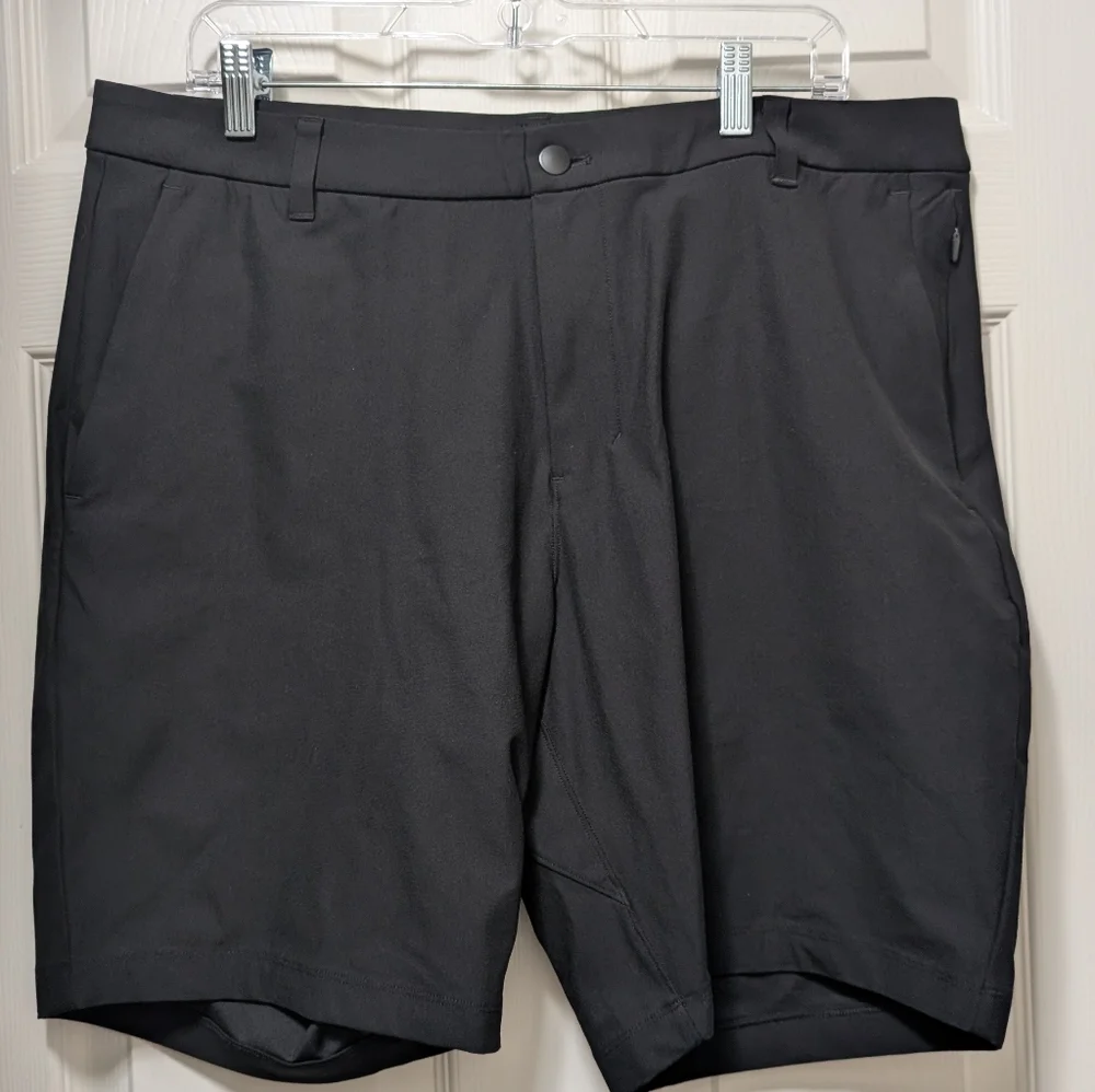 Lululemon Commission Classic-Fit Short 9
